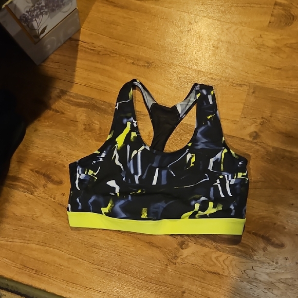LuLaRoe Rise Sports Bra Size 2X - Picture 1 of 5